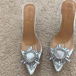 Clear crystal embellished heels BRAND NEW NEVER WORN sling back with unique heel